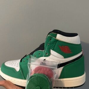 Jordan 1’s lucky green Size 5 1/2 in woman’s.Brand New W/Box & additional laces.